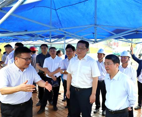 柳州市委書記吳煒、市長張壯到公司項目調(diào)研指導(dǎo)